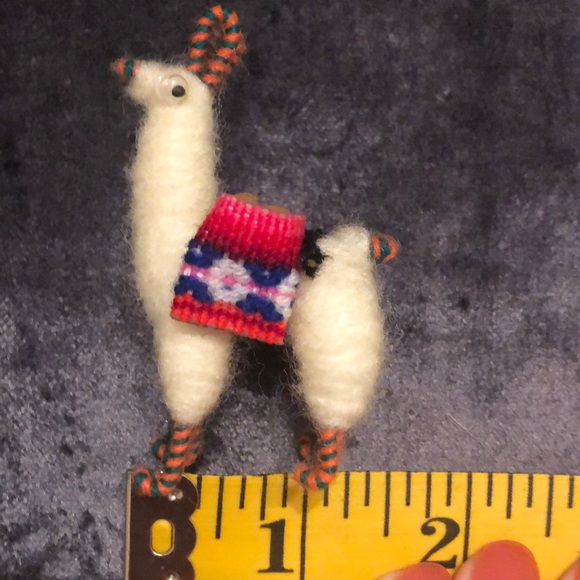 Colorful Wool Llama Figurines—lot of 2 - Picture 6 of 10
